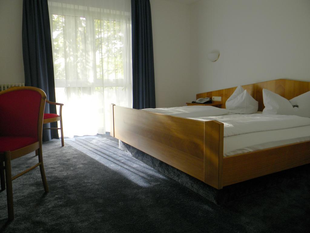 Hotel Landgut Burg Gmbh Вайнщад Екстериор снимка